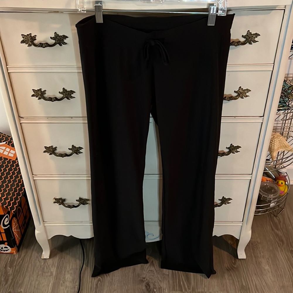 Under Armous Flared Leggings